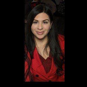 Meet your Posher, Karina